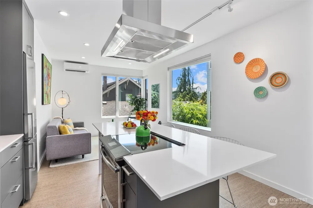 3642 A Interlake Avenue Seattle, WA 98103