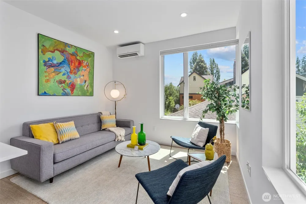 3642 A Interlake Avenue Seattle, WA 98103