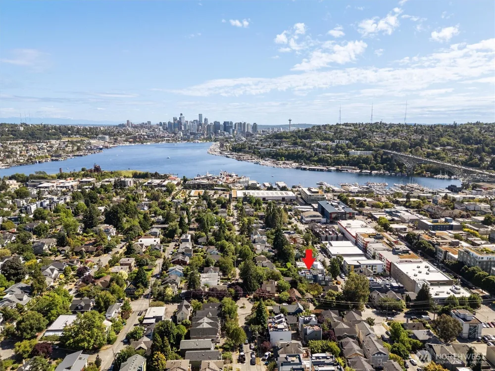 3642 A Interlake Avenue Seattle, WA 98103
