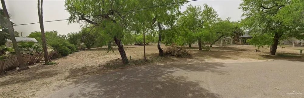 972 S Kika De La Garza Boulevard La Joya, TX 78560