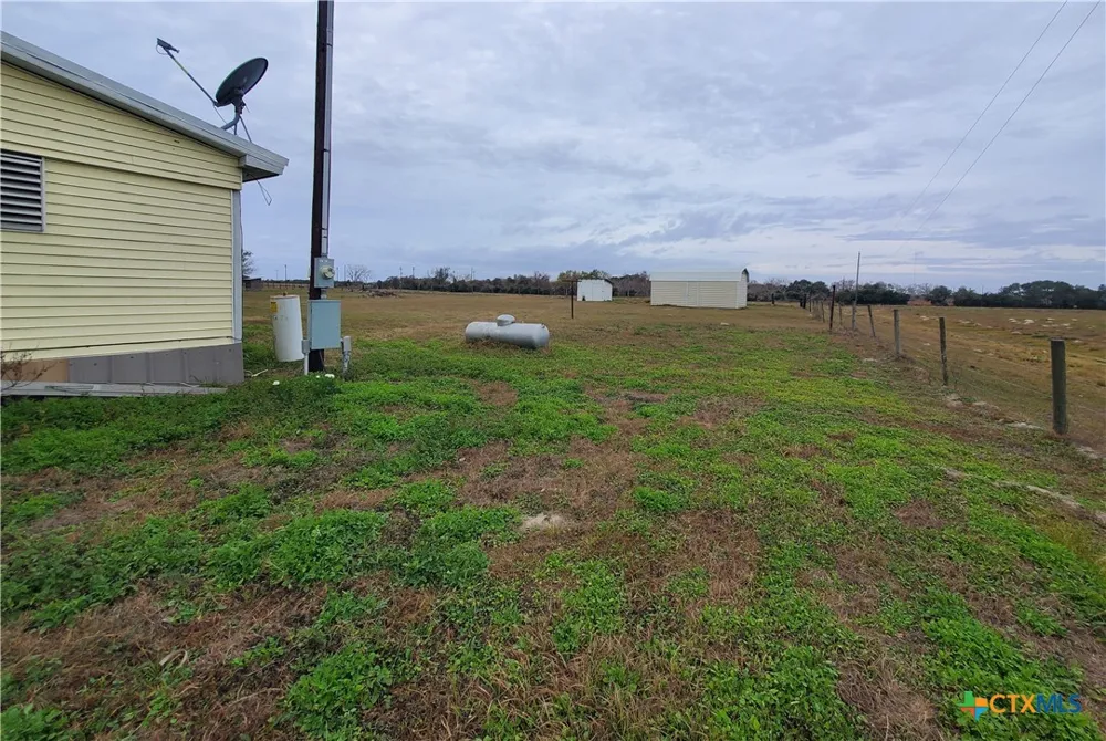 95 Kellie Lane Seadrift, TX 77983