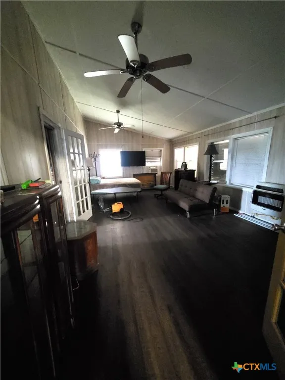 95 Kellie Lane Seadrift, TX 77983