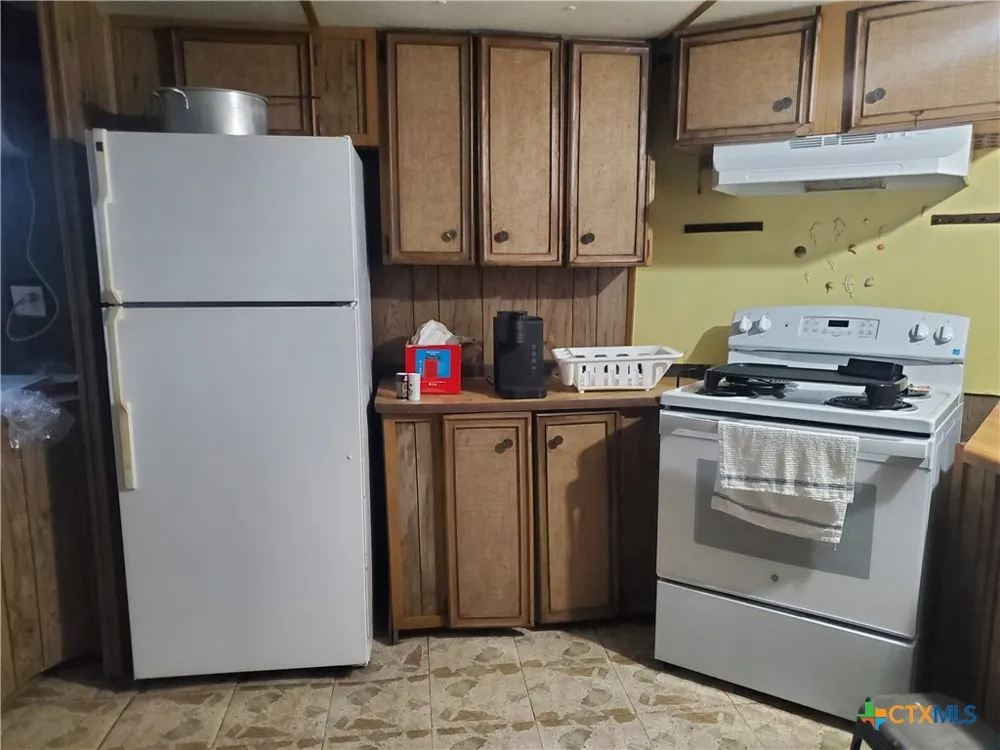 95 Kellie Lane Seadrift, TX 77983