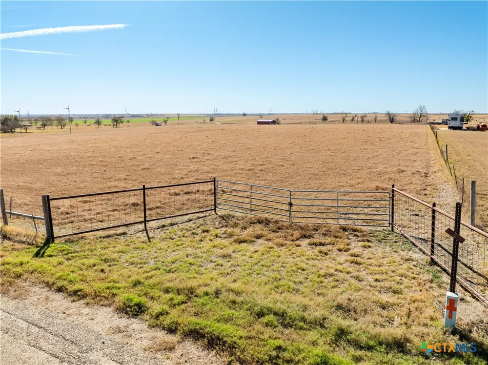 2927 County Road 302 Bartlett, TX 76511