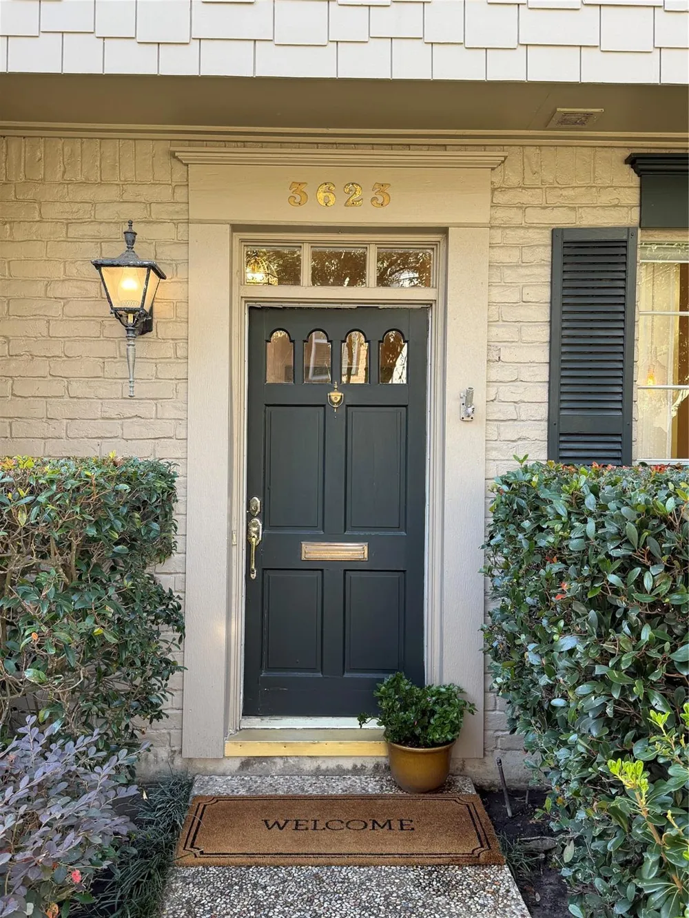 3623 Wakeforest Street