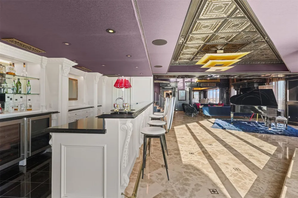 101 Westcott Street #2001 Houston, TX 77007