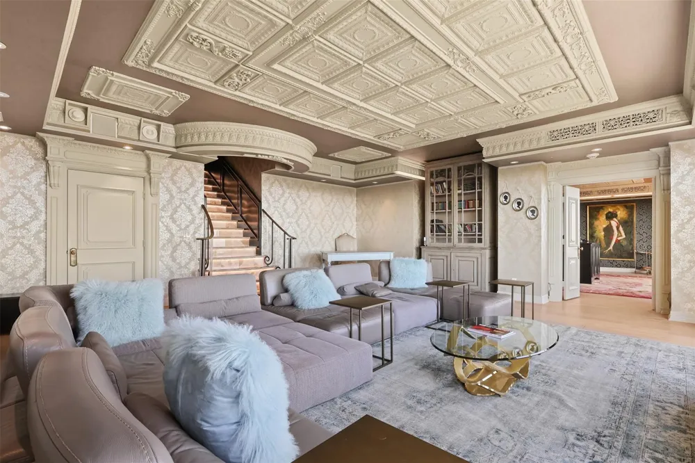101 Westcott Street #2001 Houston, TX 77007
