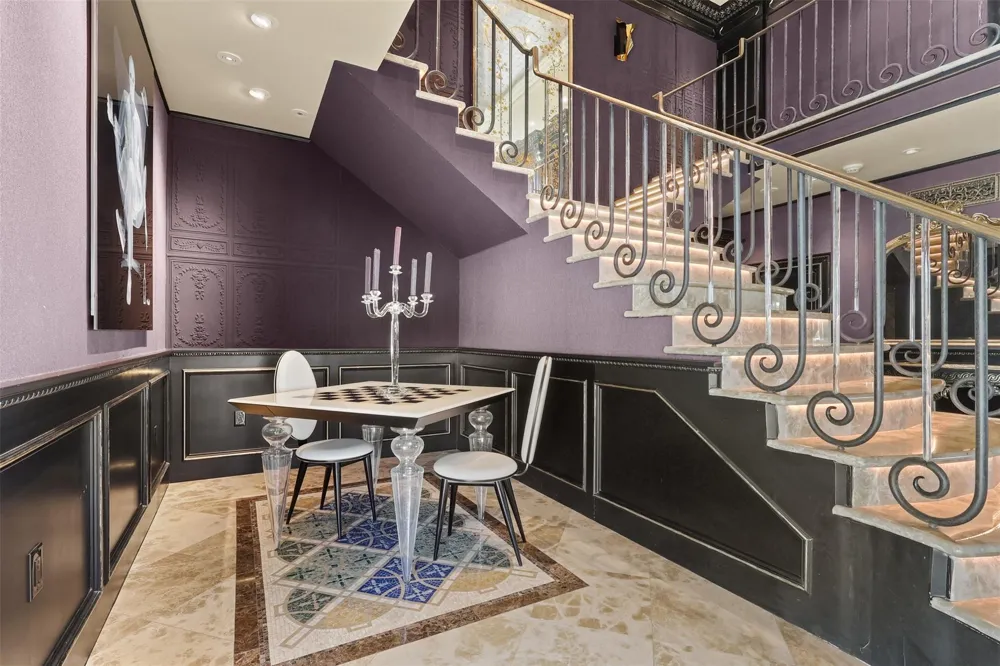 101 Westcott Street #2001 Houston, TX 77007