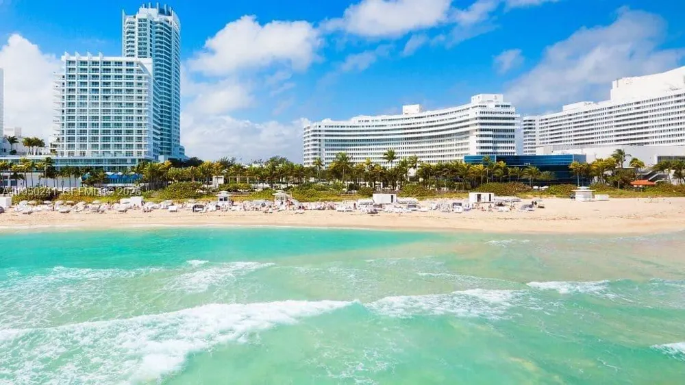 4391 Collins Ave #419 Miami Beach, FL 33140