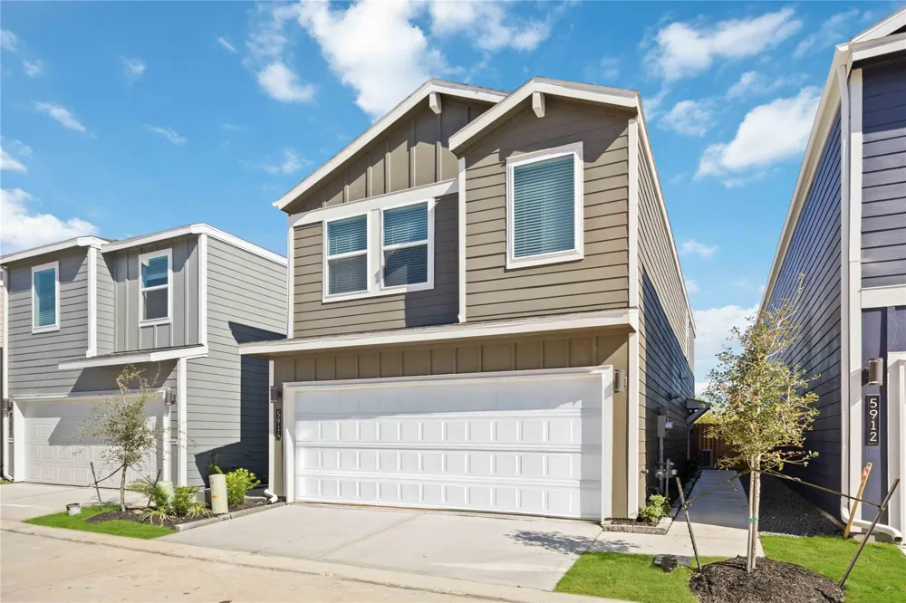 5926 Manning Oaks Street