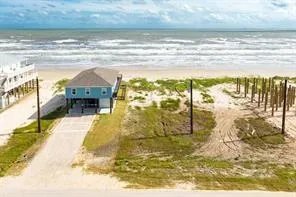 7924 County Road 257 Freeport, TX 77541