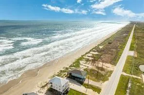 7924 County Road 257 Freeport, TX 77541