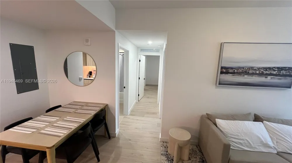 225 Miami Ave #905 Miami, FL 33128