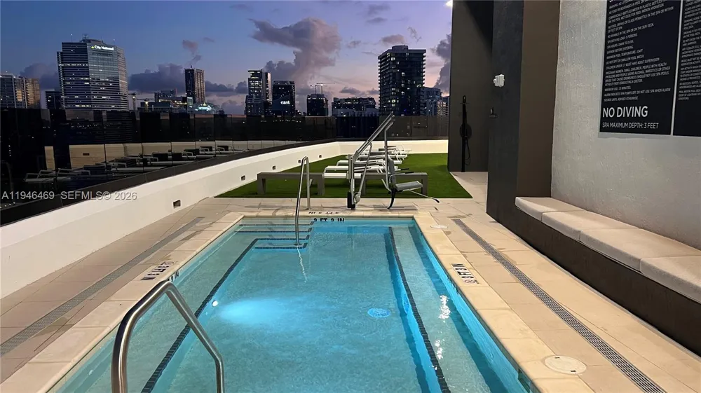 225 Miami Ave #905 Miami, FL 33128