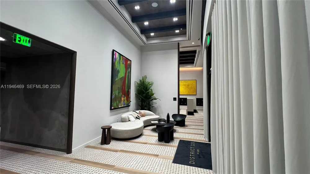 225 Miami Ave #905 Miami, FL 33128