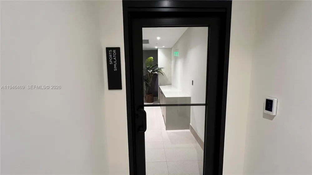 225 Miami Ave #905 Miami, FL 33128