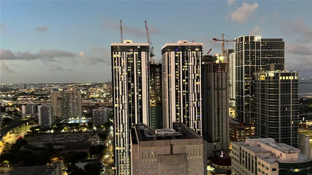 225 Miami Ave #905 Miami, FL 33128