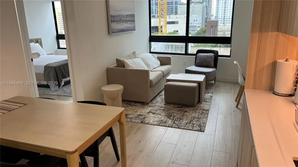 225 Miami Ave #905 Miami, FL 33128