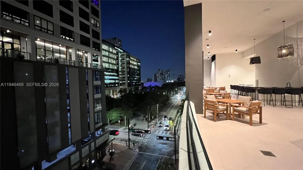 225 Miami Ave #905 Miami, FL 33128