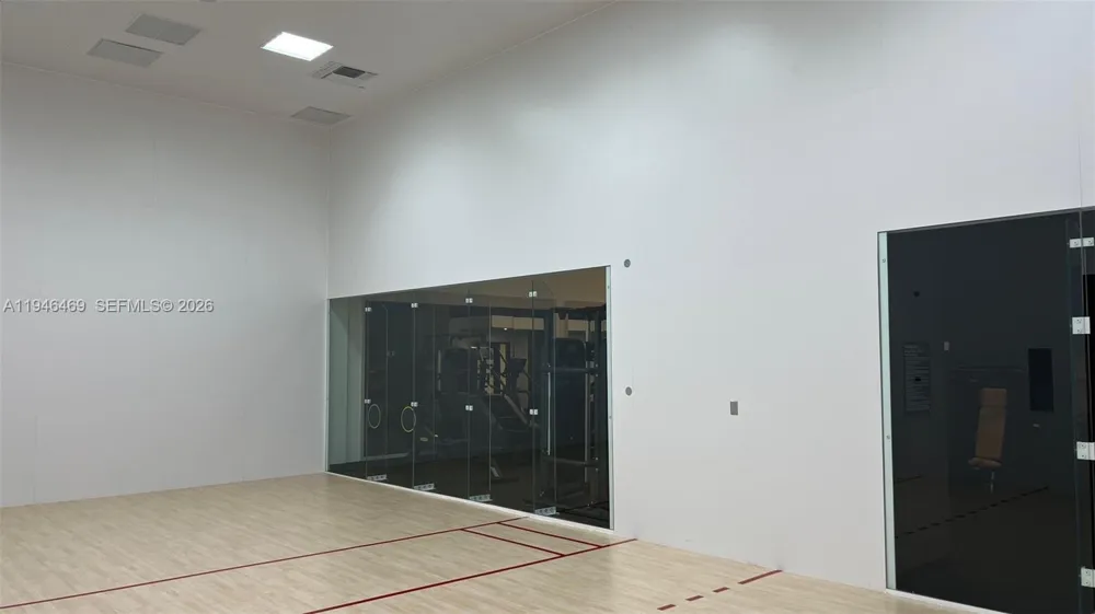 225 Miami Ave #905 Miami, FL 33128