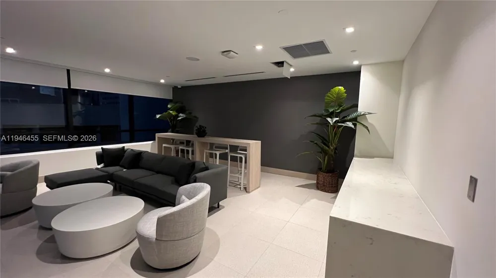 225 Miami Ave #312 Miami, FL 33128