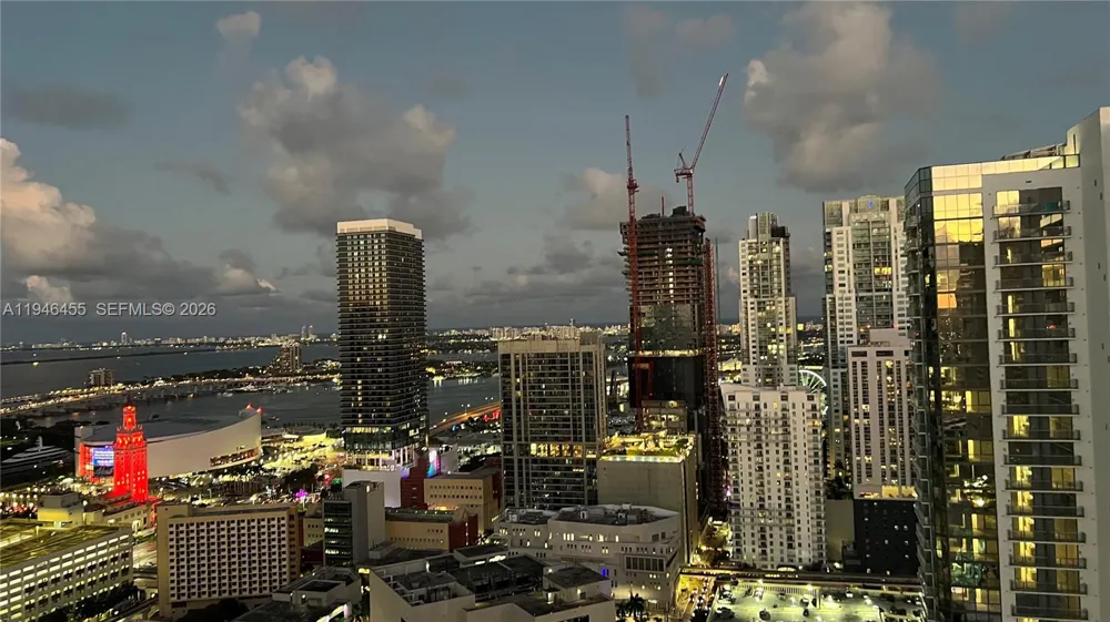 225 Miami Ave #312 Miami, FL 33128