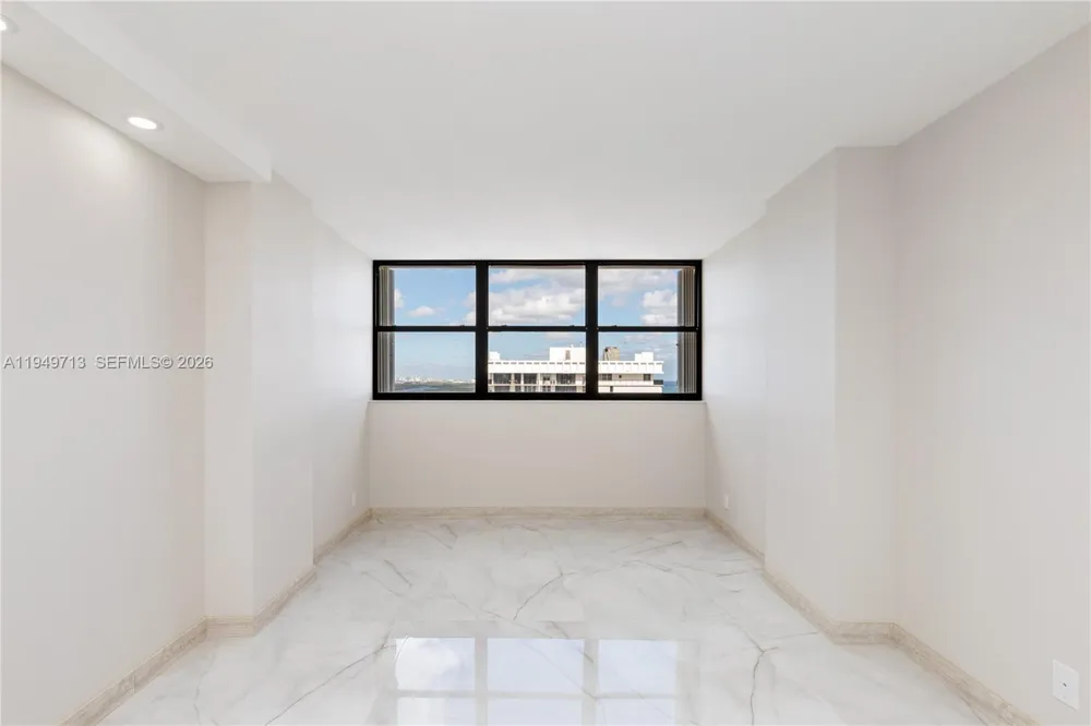 2401 S Ocean Dr #PH-A4 Hollywood, FL 33019