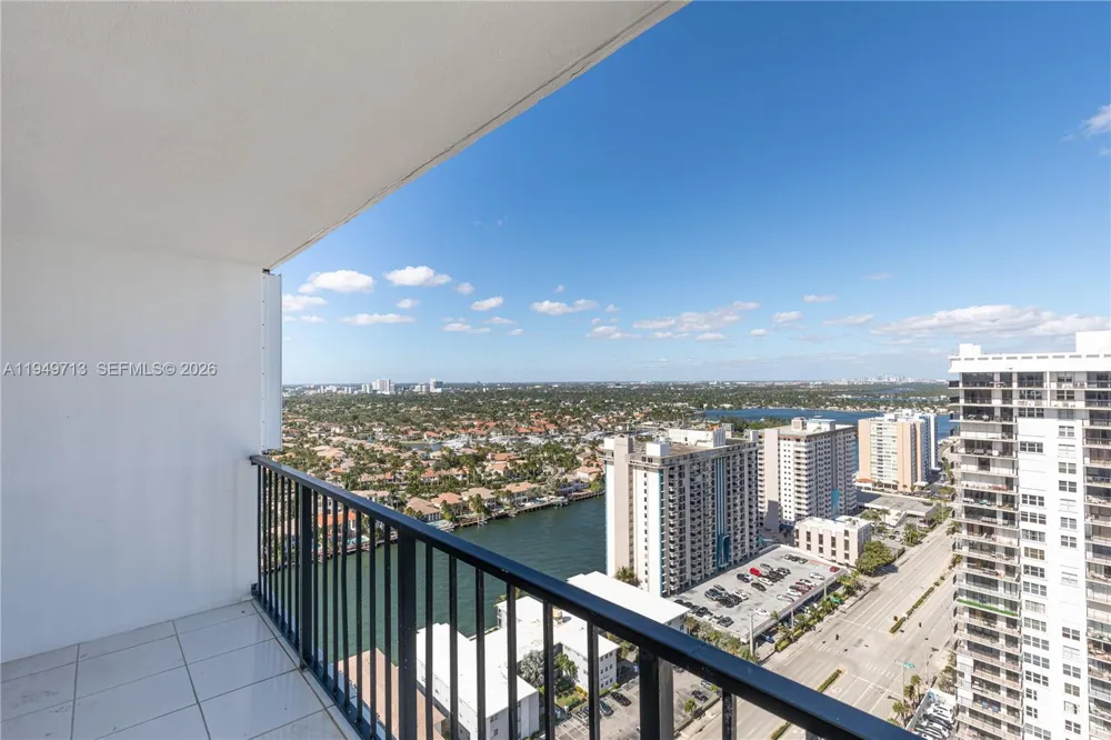 2401 S Ocean Dr #PH-A4 Hollywood, FL 33019