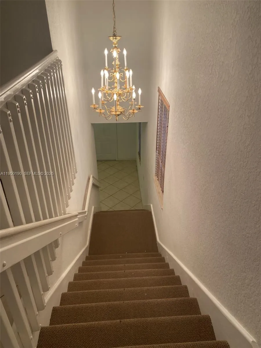 1659 Passion Vine Cir #18-4 Weston, FL 33326