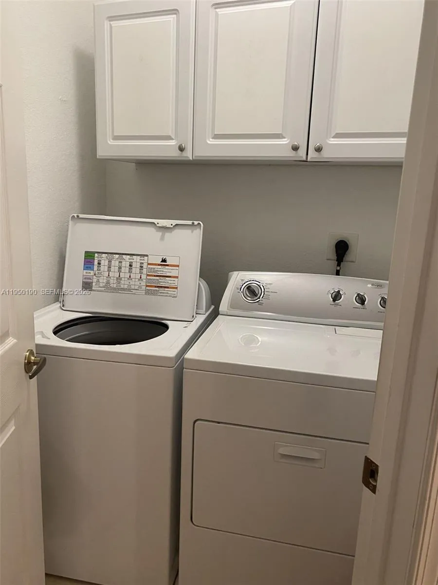 1659 Passion Vine Cir #18-4 Weston, FL 33326