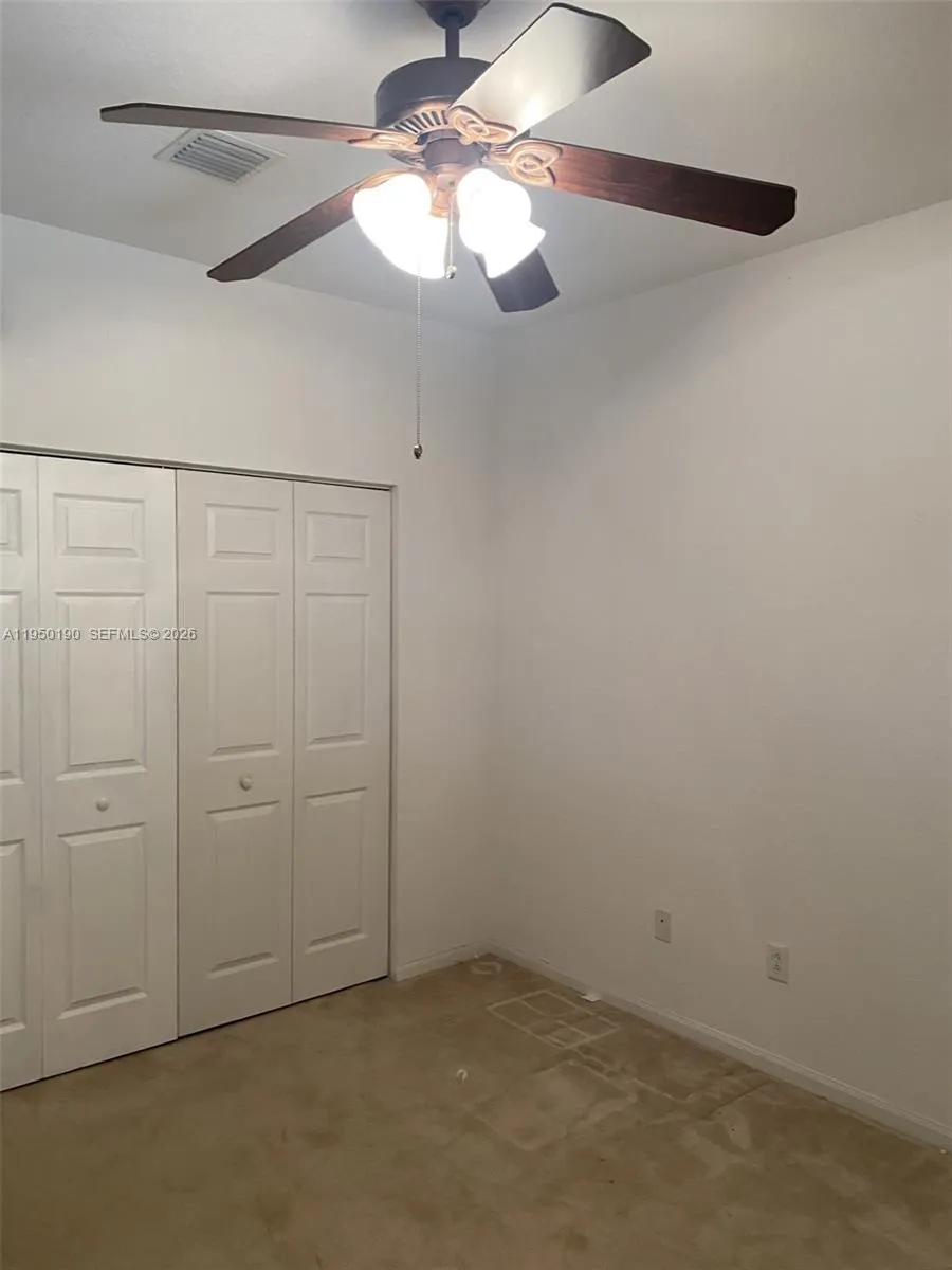 1659 Passion Vine Cir #18-4 Weston, FL 33326