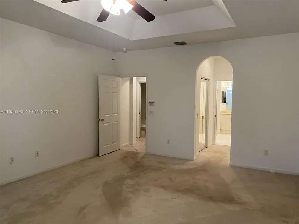 1659 Passion Vine Cir #18-4 Weston, FL 33326