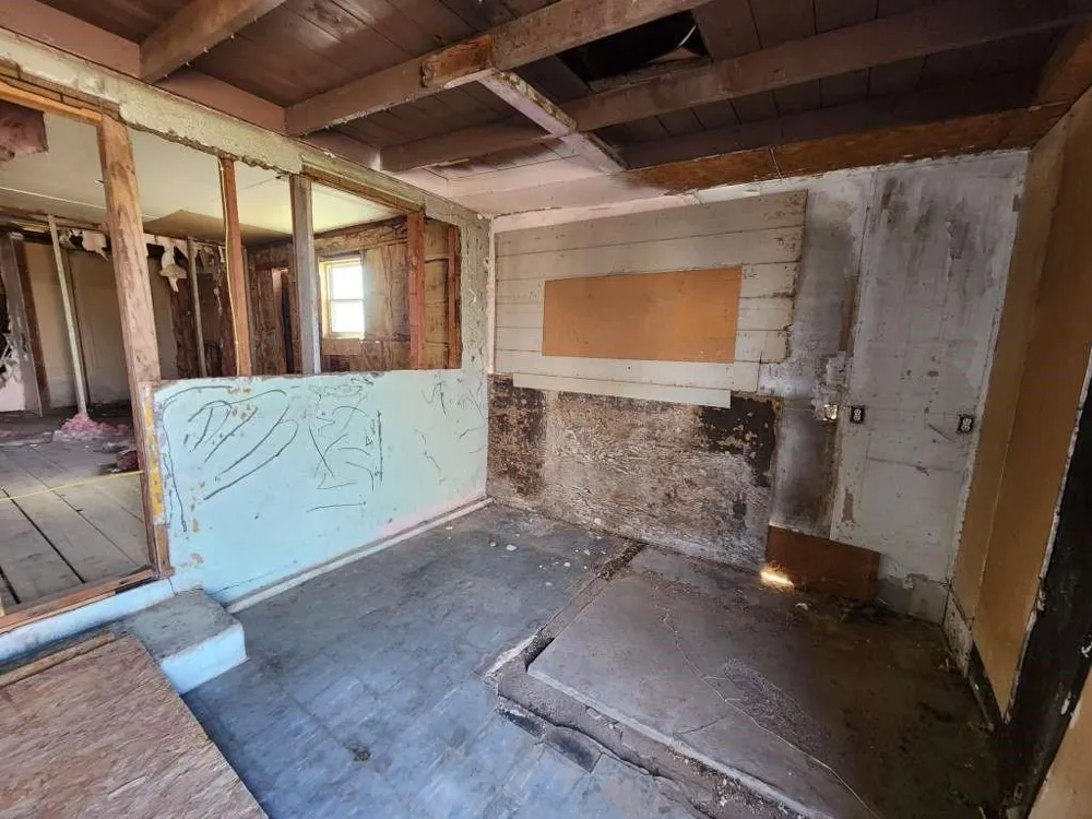 512 Avenue A Grandfalls, TX 79742