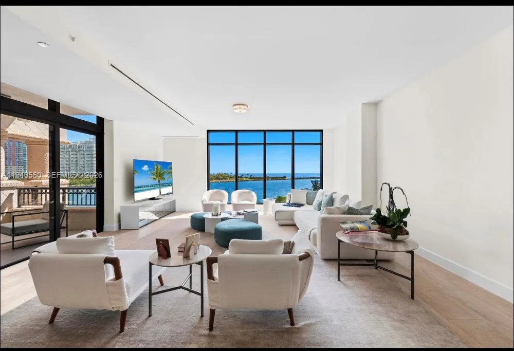 7055 Fisher Island Dr #7055 Miami Beach, FL 33109