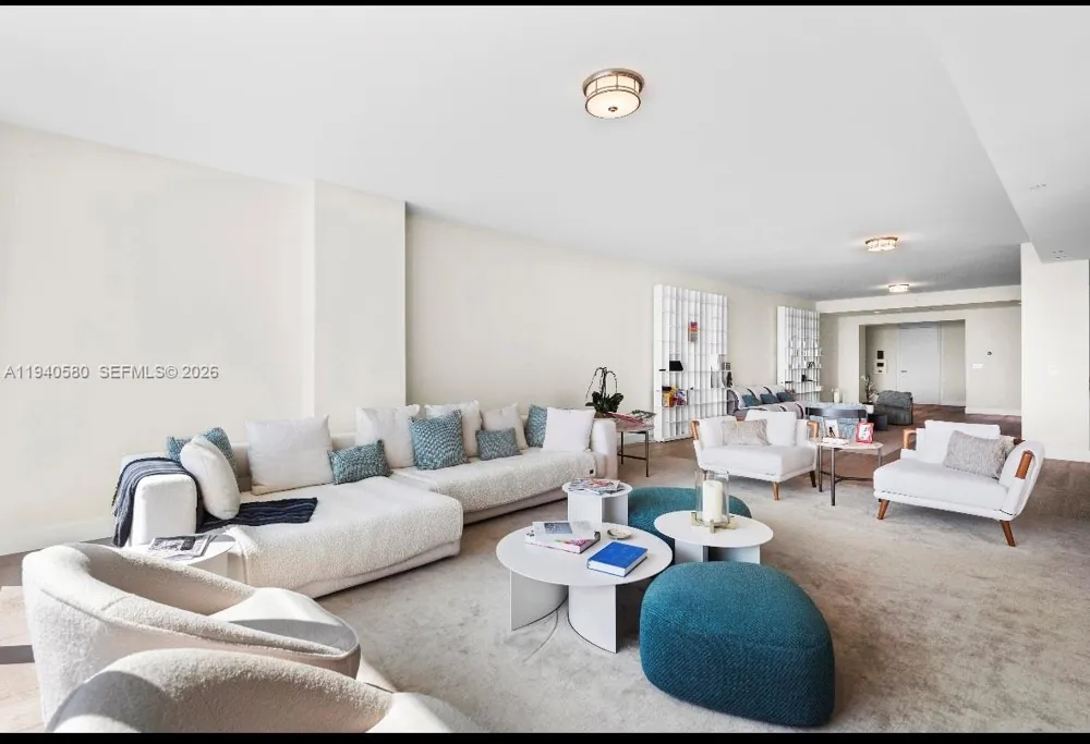 7055 Fisher Island Dr #7055 Miami Beach, FL 33109