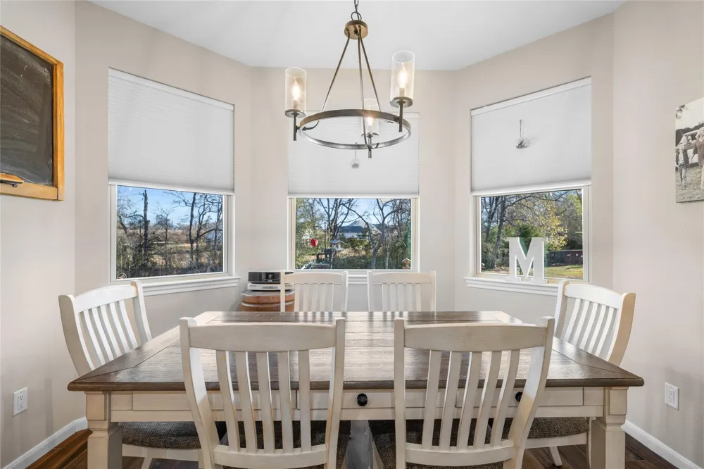 9467 Loop Road Bellville, TX 77418