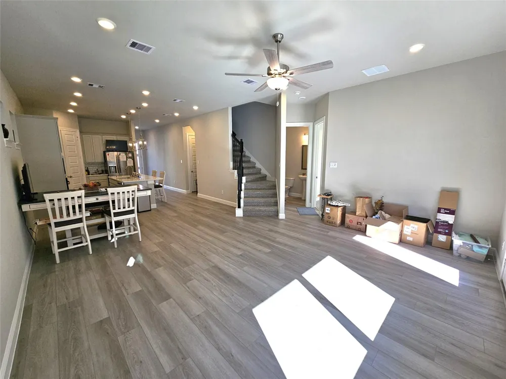 550 Morning Tide Lane Kemah, TX 77565