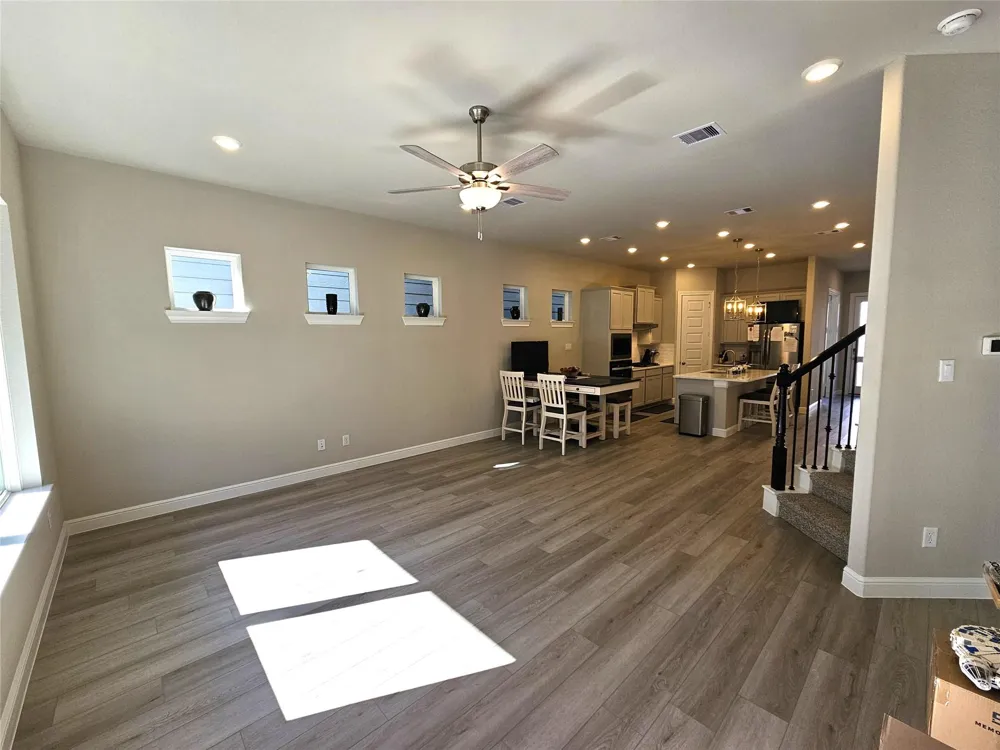 550 Morning Tide Lane Kemah, TX 77565
