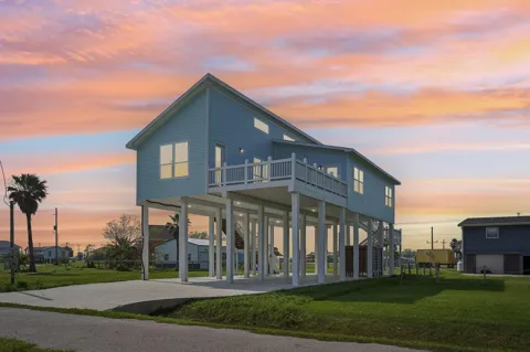 2115 Seahorse Lane