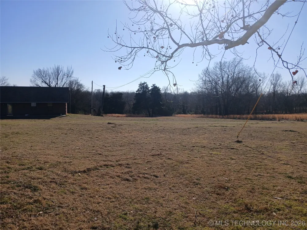 711 E Iowa Street Whitefield, OK 74472