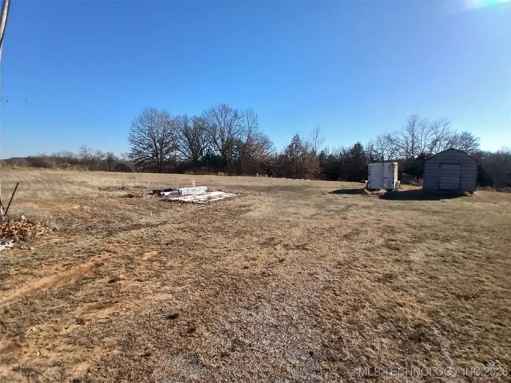 711 E Iowa Street Whitefield, OK 74472
