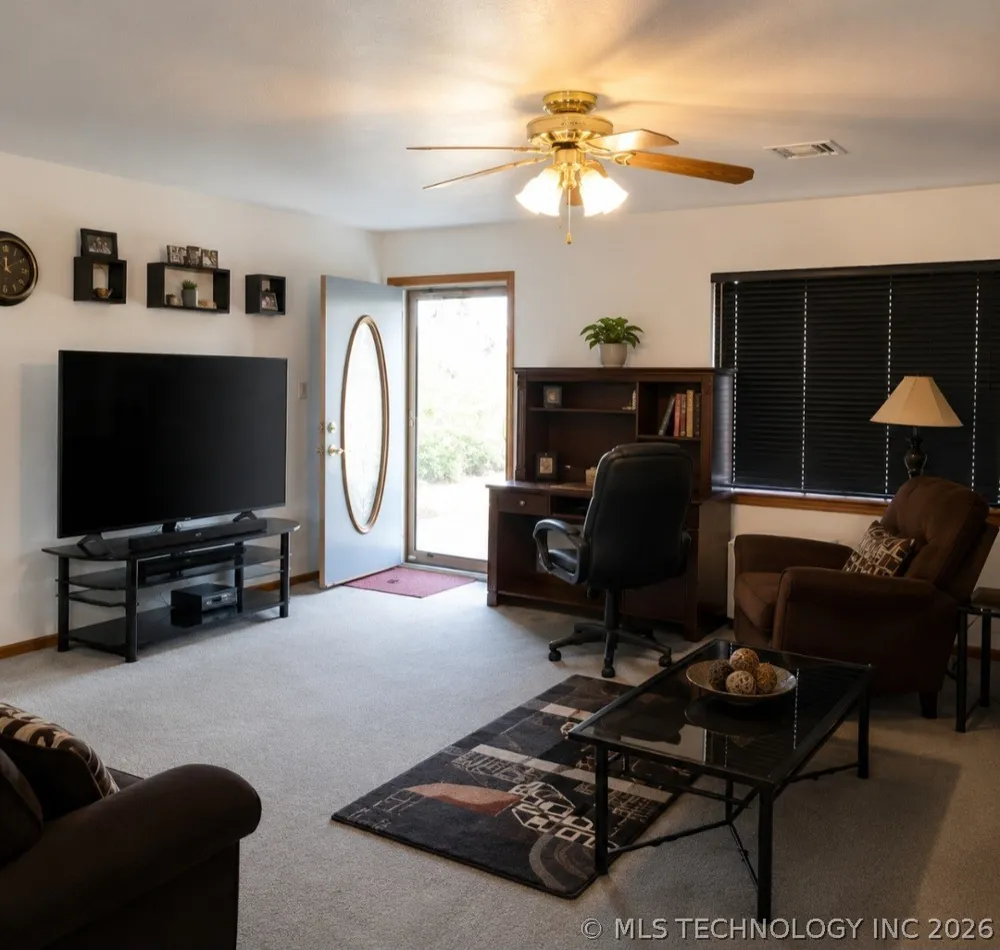 711 E Iowa Street Whitefield, OK 74472