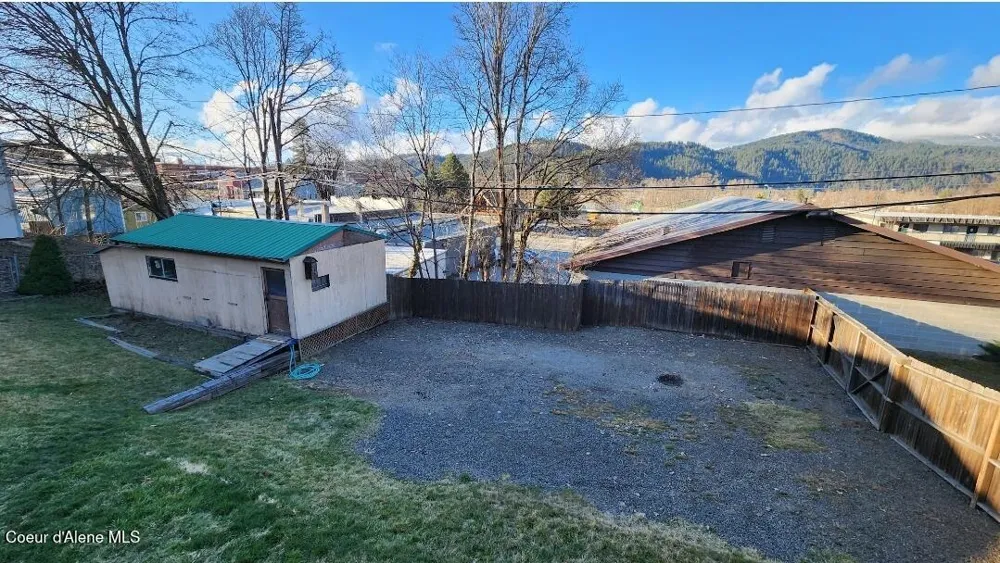 115 S 5th Street St. Maries, ID 83861