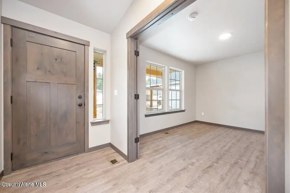 1165 Jersey Street Sandpoint, ID 83864