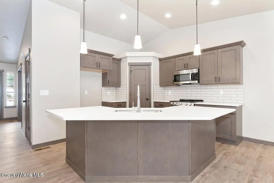 1165 Jersey Street Sandpoint, ID 83864