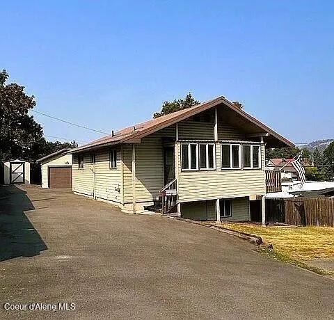 119 S 5th Street St. Maries, ID 83861