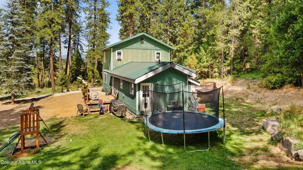 3167 S Sagle Road Sagle, ID 83860