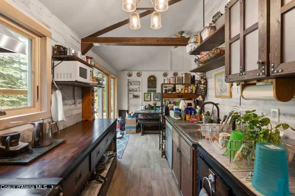3167 S Sagle Road Sagle, ID 83860