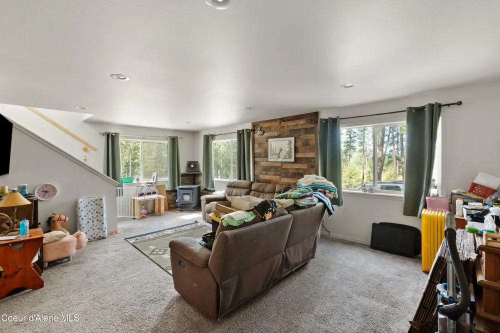 3167 S Sagle Road Sagle, ID 83860
