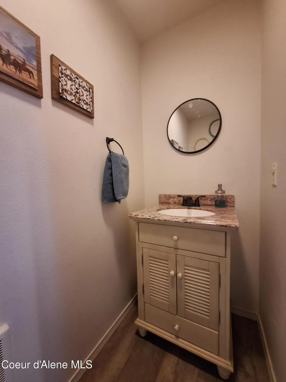 3167 S Sagle Road Sagle, ID 83860